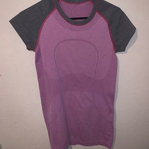 Lululemon Swiftly Tech Size 6- Grey and Purple